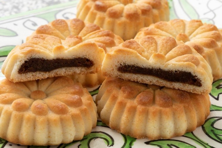 بسكويت عربي محشو بالتمر