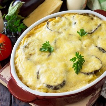 صينية الباذنجان بالجبن