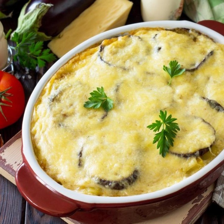 صينية الباذنجان بالجبن