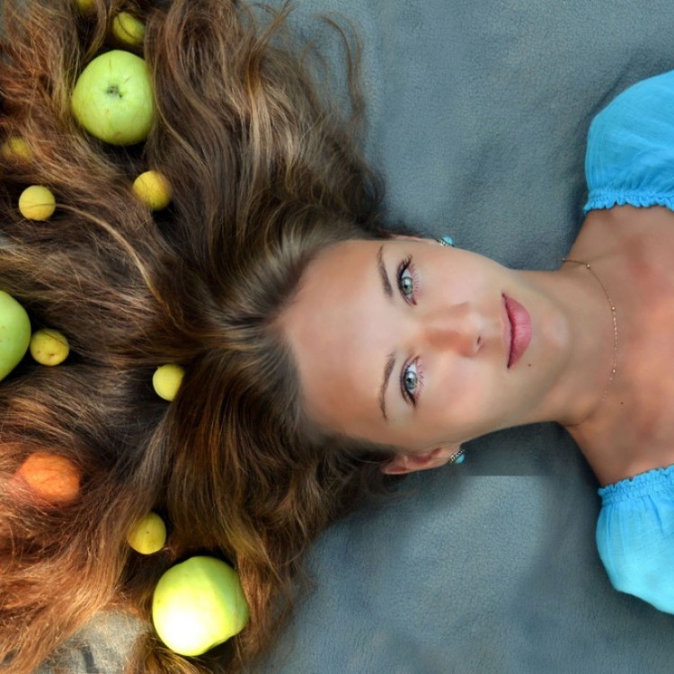 10 عناصر غذائية تحفز نمو شعرك