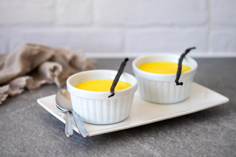 الكاسترد بالطريقة البسيطة