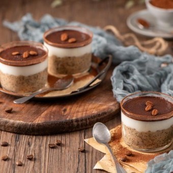 بودينج الشيا بطعم التيراميسو