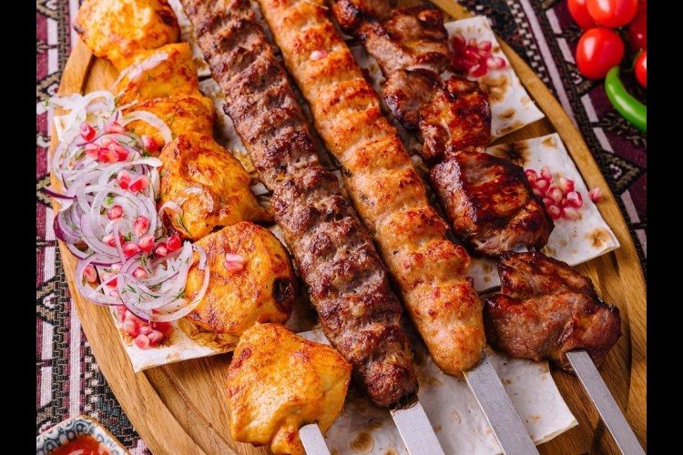 مشاوي كباب وشيش طاووق