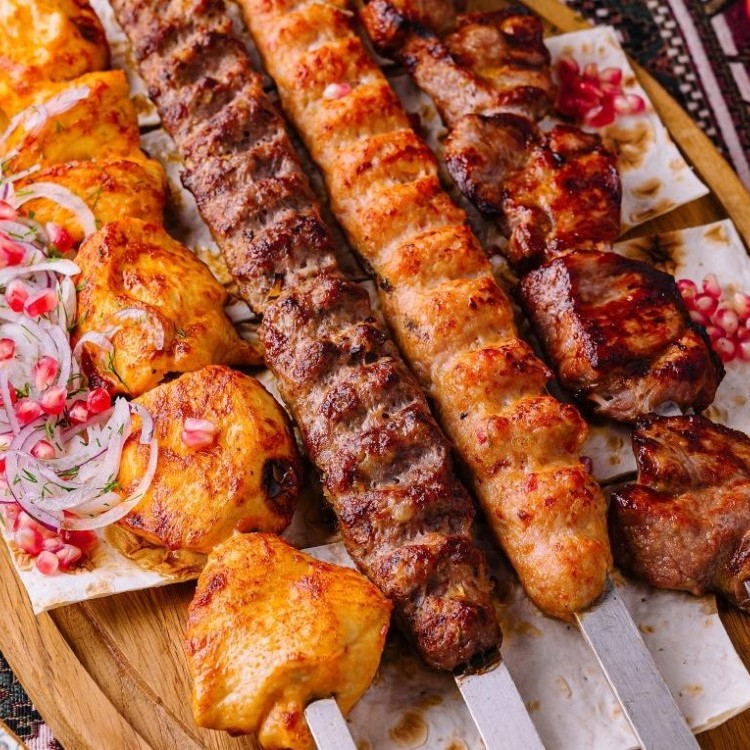 مشاوي كباب وشيش طاووق