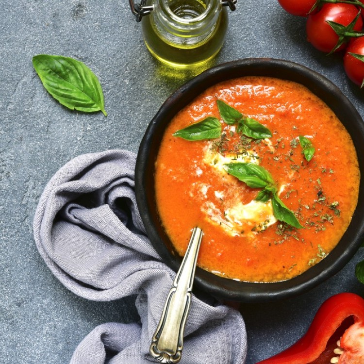 شوربة طماطم مشوية