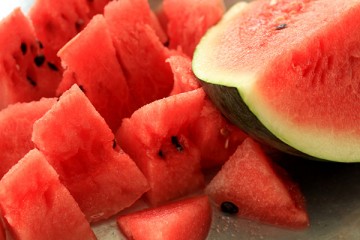 7 طرق مميَّزة لإعداد البطيخ لصيف أكثر برودة