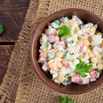 سلطة ذرة بالزبادي