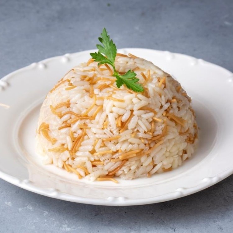 أرز بالشعيرية المفلفل