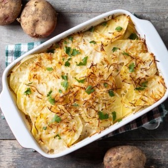 البطاطس بالبشاميل بالفرن