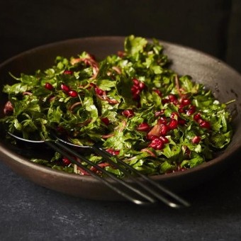 سلطة البقدونس والرمان