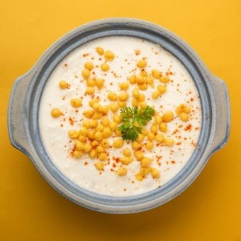 شوربة الذرة بالفلفل الأحمر