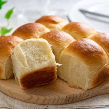 خبز الحليب الهش