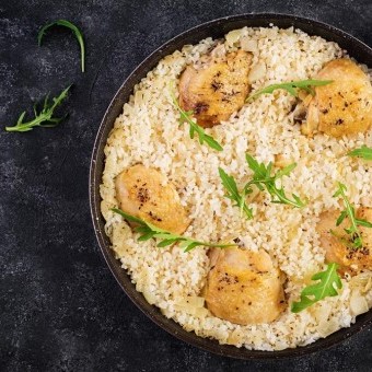 صينية دجاج بالأرز