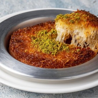 الكنافة الرمضانية المحشية بالجبن