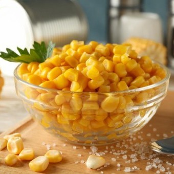 مقبلات الذرة بالزبدة وجبن البارميزان