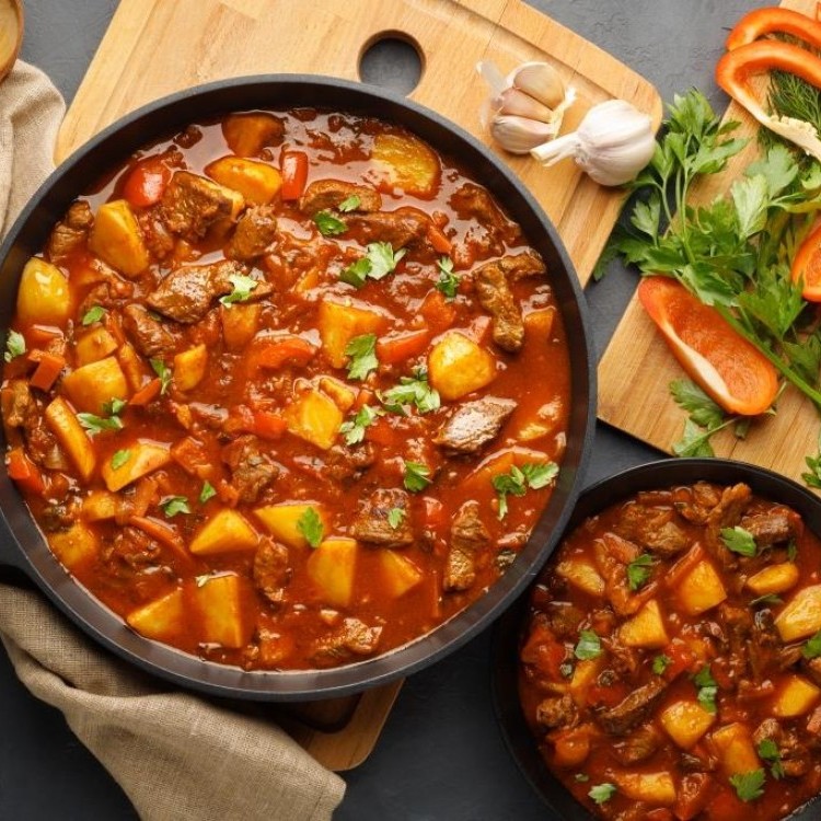 يخنة لحم سهلة ولذيذة