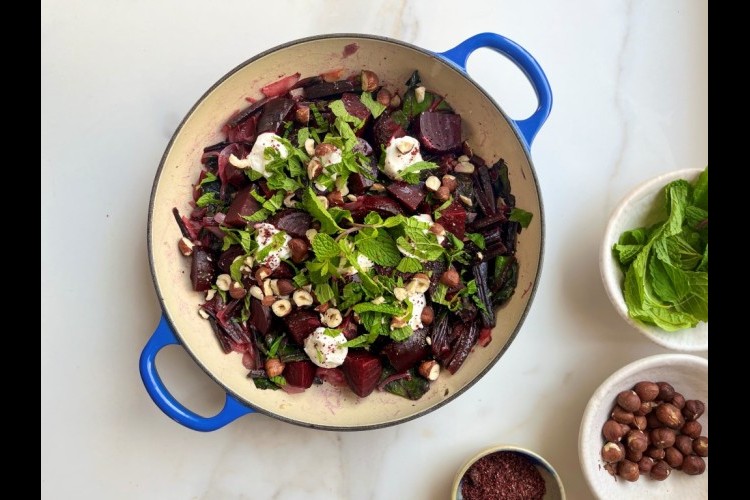 مقبلات الشمندر بزيت الزيتون