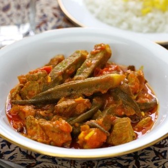 البامية باللحمة