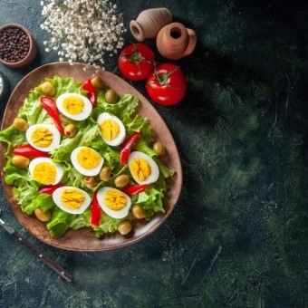 بيض بالخضار لسحور صحي