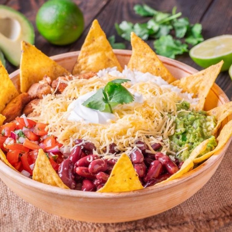 سلطة الناتشوز المكسيكية