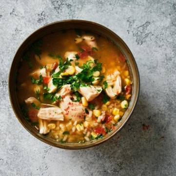 شوربة الكينوا بالدجاج