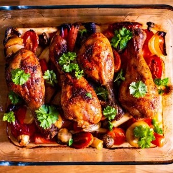 صينية دجاج باربيكيو بالفرن