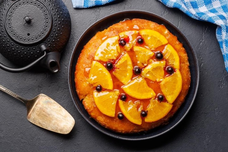 كيكة البرتقال بالصوص الخاص