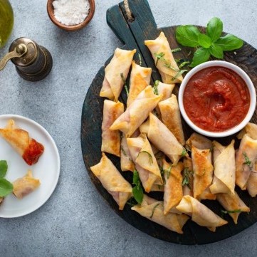 لفائف السمبوسة بالجبن والزعتر