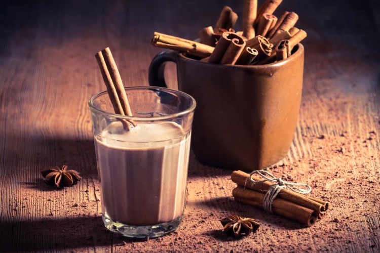 القرفة بالحليب