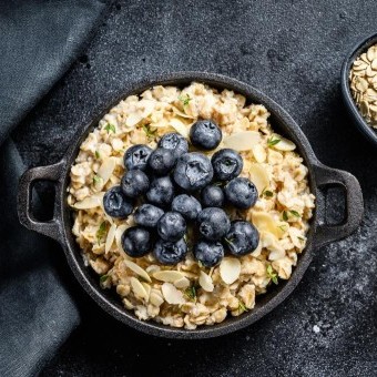 حلى الشوفان والحليب المحموس للرجيم