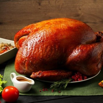 الديك الرومي المشوي: وصفة رائعة للعزومات والتجمعات العائلية