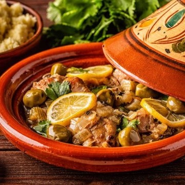طاجين الزيتون بالدجاج