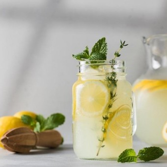 عصير الليمون بالنعناع مثل المطاعم