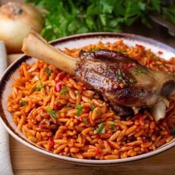 كبسة اللحم بالأرز البسمتي