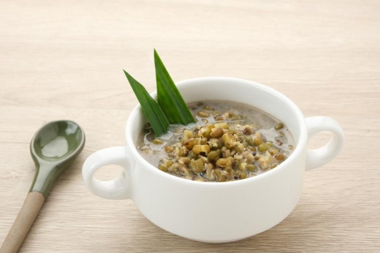 شوربة الفريكة الخشنة