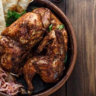 دجاج بالبصل والسماق