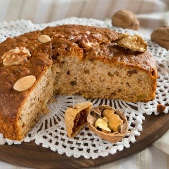 كيكة الجوز والقرفة