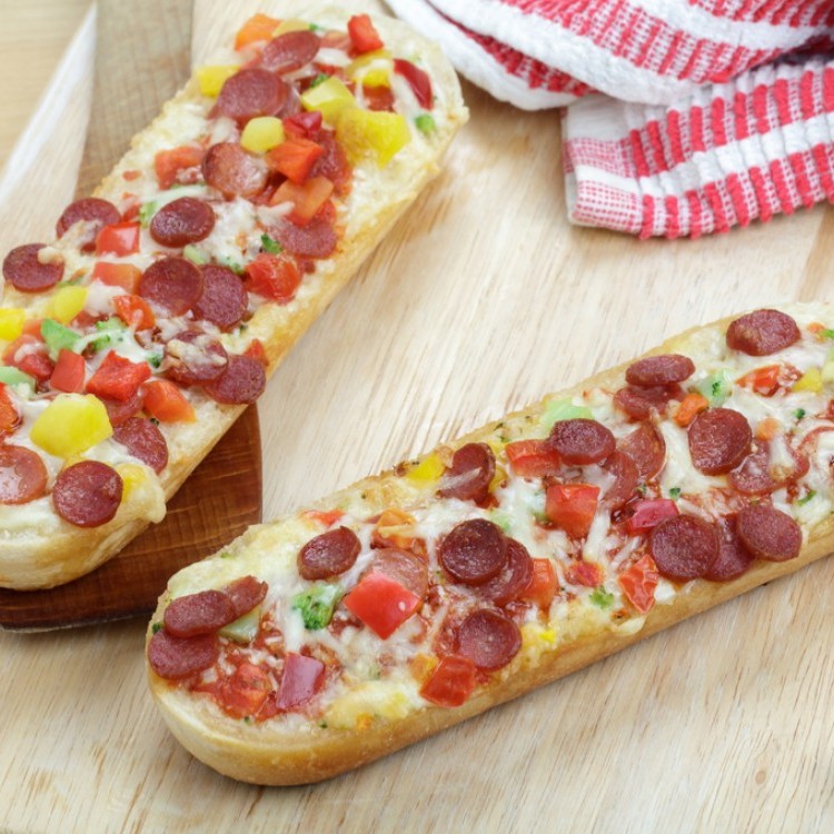 ساندويشات البيتزا السهلة للسحور