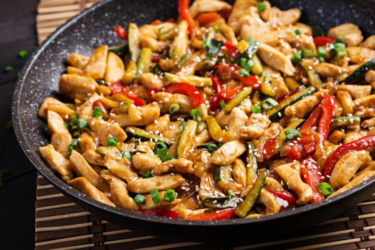دجاج بالصويا صوص والخضار