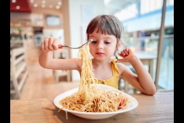 في اليوم العالمي للتوحد: أطعمة مفضلة لأطفال التوحد: ماذا يحبون؟ وماذا يكرهون؟