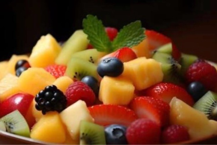 سلطة فواكة منوعة