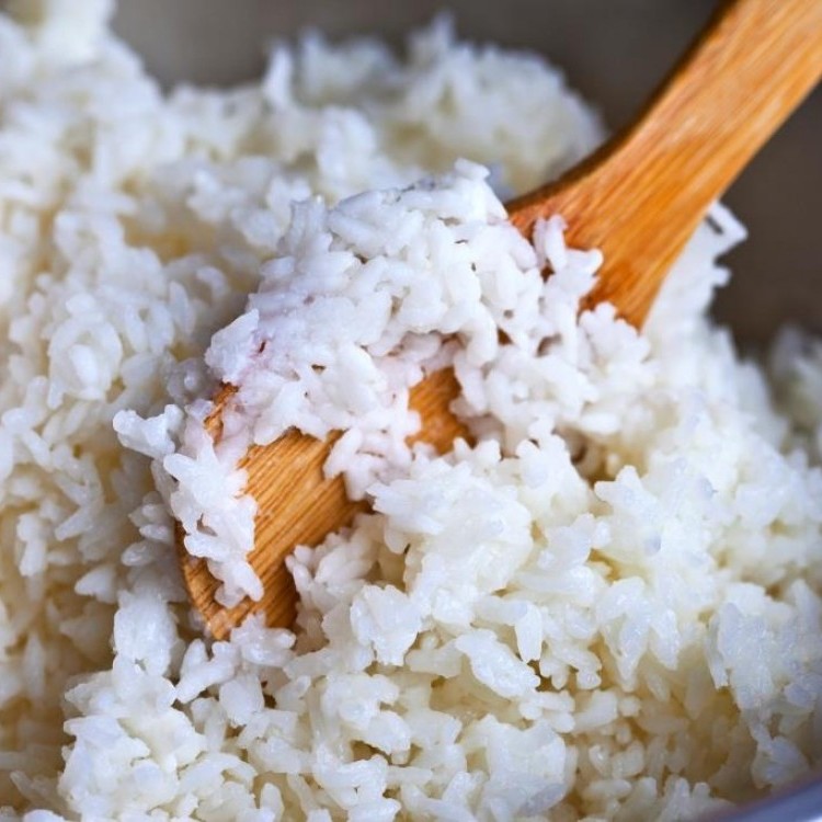 طرق سهلة لمنع التصاق الأرز في القدر
