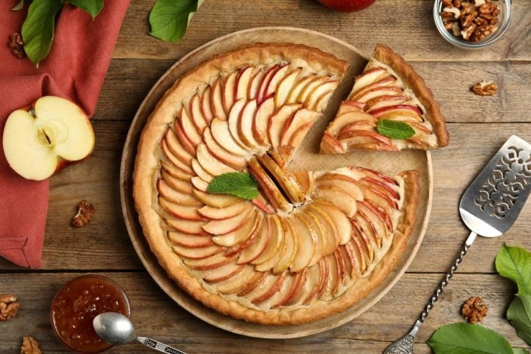 فطيرة التفاح بالشوفان