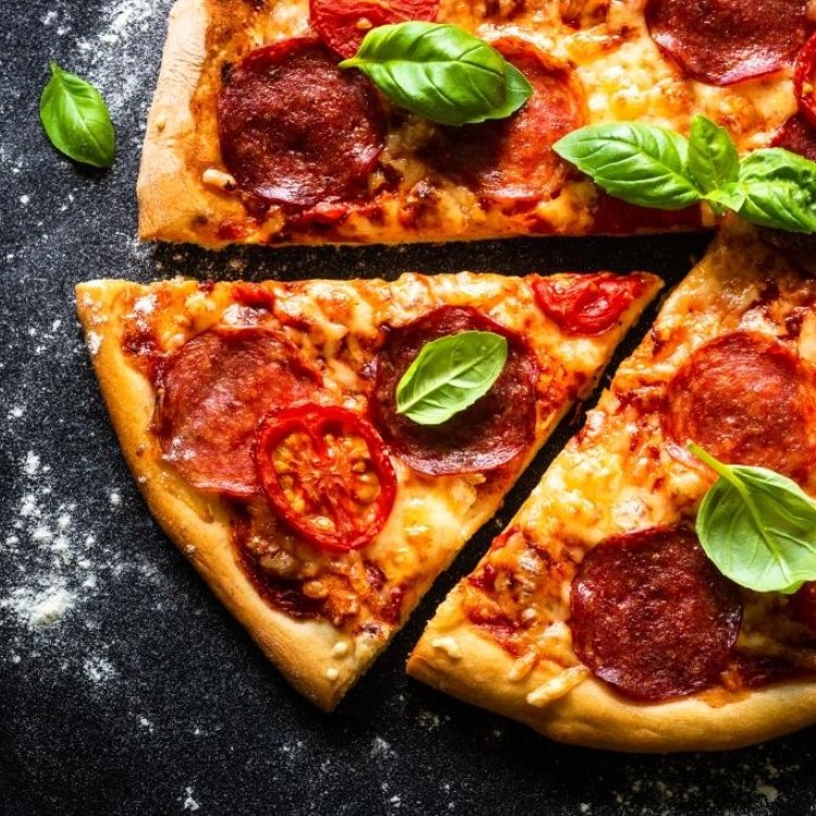 البيتزا السريعة بالتورتيلا