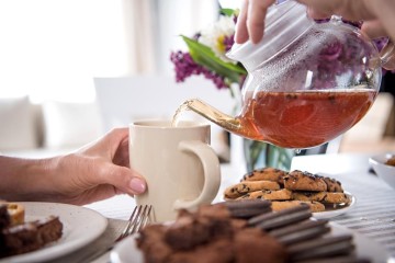 في اليوم العالمي للشاي .... 5 طرق لتحضيره