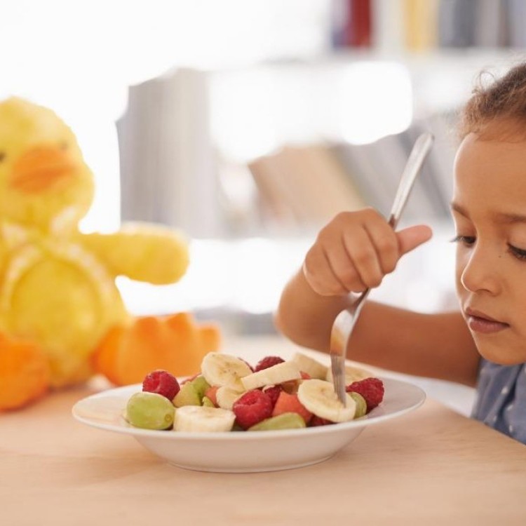 أفضل 5 فواكة لأطفالك في طور النمو وفوائدها