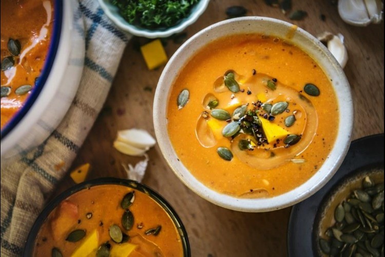 شوربة القرع والعدس المغذية