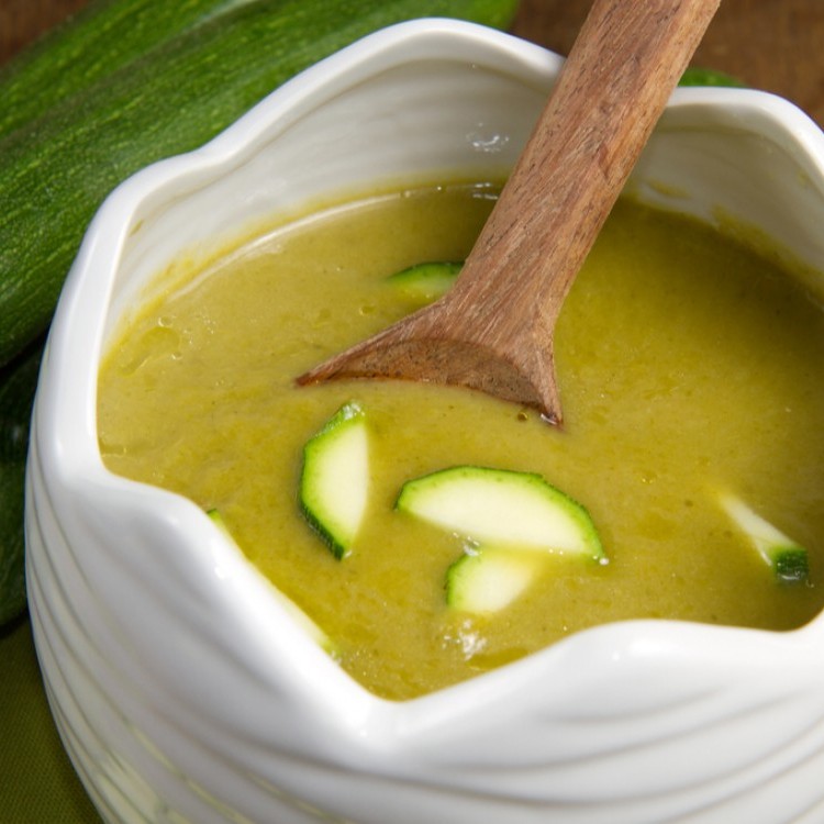 شوربة الكوسا بالكريمة
