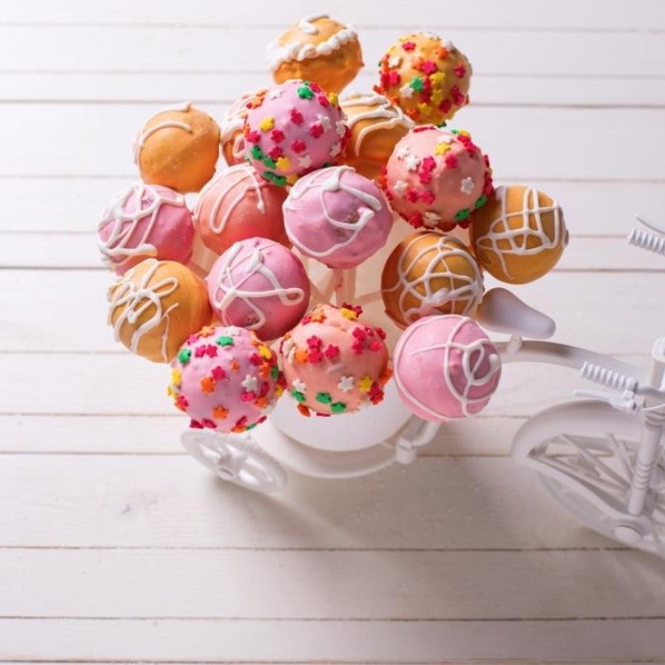 كيك بوبس لضيافة مميزة