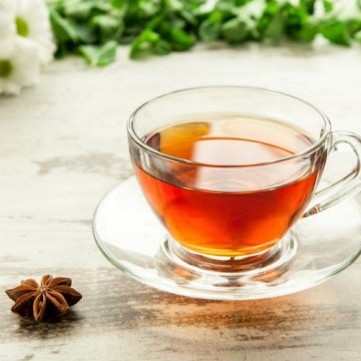 شاي الأعشاب بوصفات مفيدة وصحية